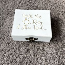 Newly Weds Ring Box