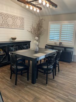 Dinning Table