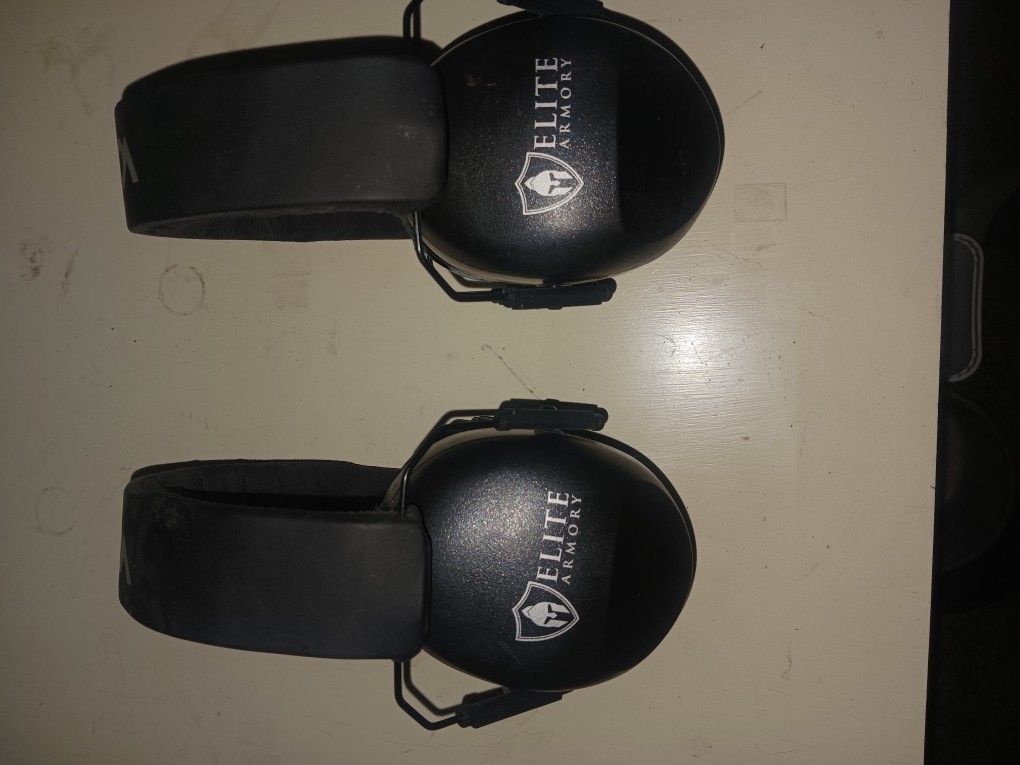 Elite Armory Earmuffs
