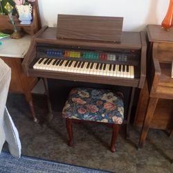 Lowrey Mini Organ
