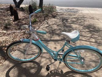 Women’s Schwinn Turquoise Bicycle