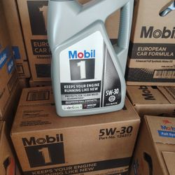Mobil 1 Aceite de Motor Totalmente Sintético Avanzado 5W-30, 5 Cuartos