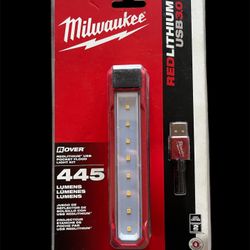 445 Lumens Light Milwaukee