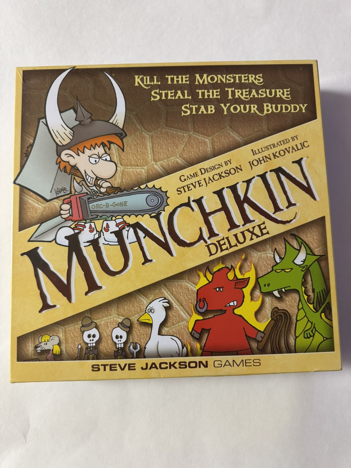MUNCHKIN DELUXE. NOT OPENED. NEW IN BOX.