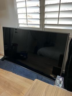 LG 45” TV