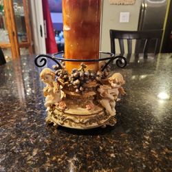 Querubs Candle Holder.