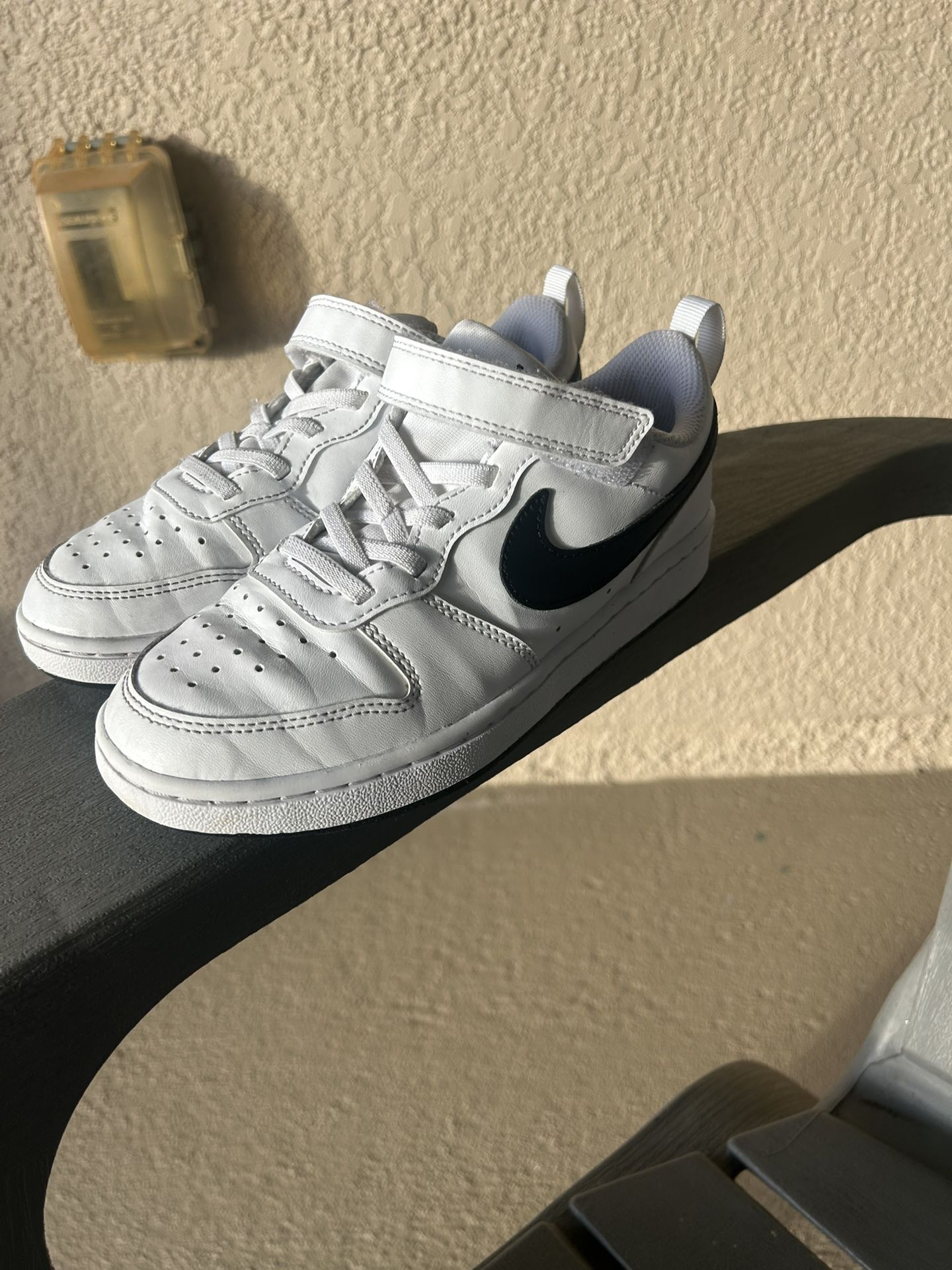 Nike Court Borough Low
