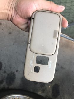 1989-1995 Toyota 4Runner sunroof control cover