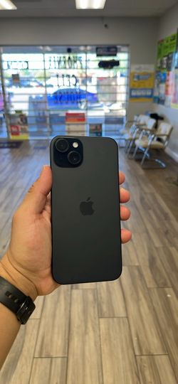 iPhone 15 Plus 128GB + 3 Months Simple Mobile