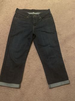 Levi’s Capri size 27
