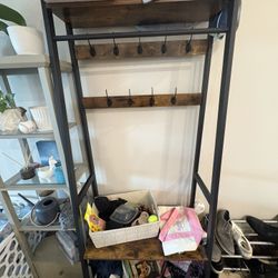 Coat holder with shelves 