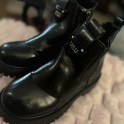 Kids Shoes And Boots