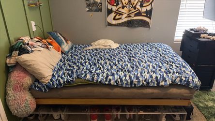 Full size futon