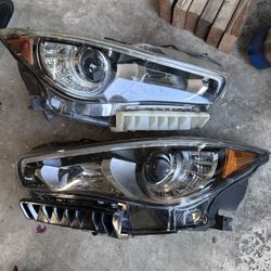 Infiniti Q50 Headlights