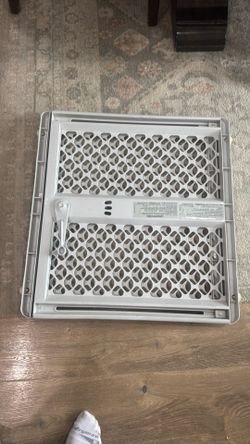 Baby gate