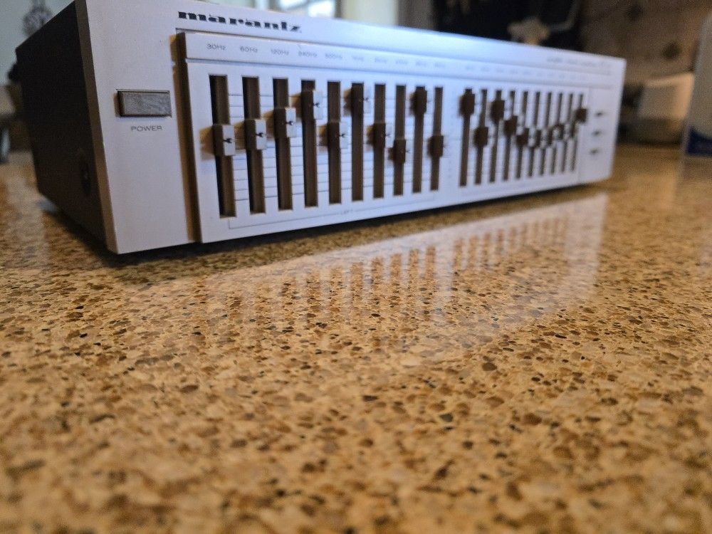 Marantz EQ140