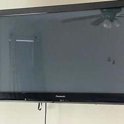 Panasonic 42" TV with Fire stick and wall mount