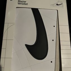 Nike Blazer Wristlet 