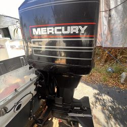 115 Mercury 2 Stroke Outboard Motor 