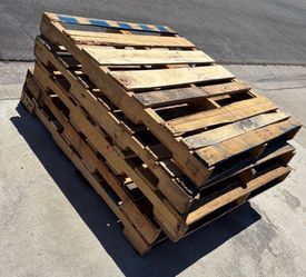 Free pallets….. 3 pallets