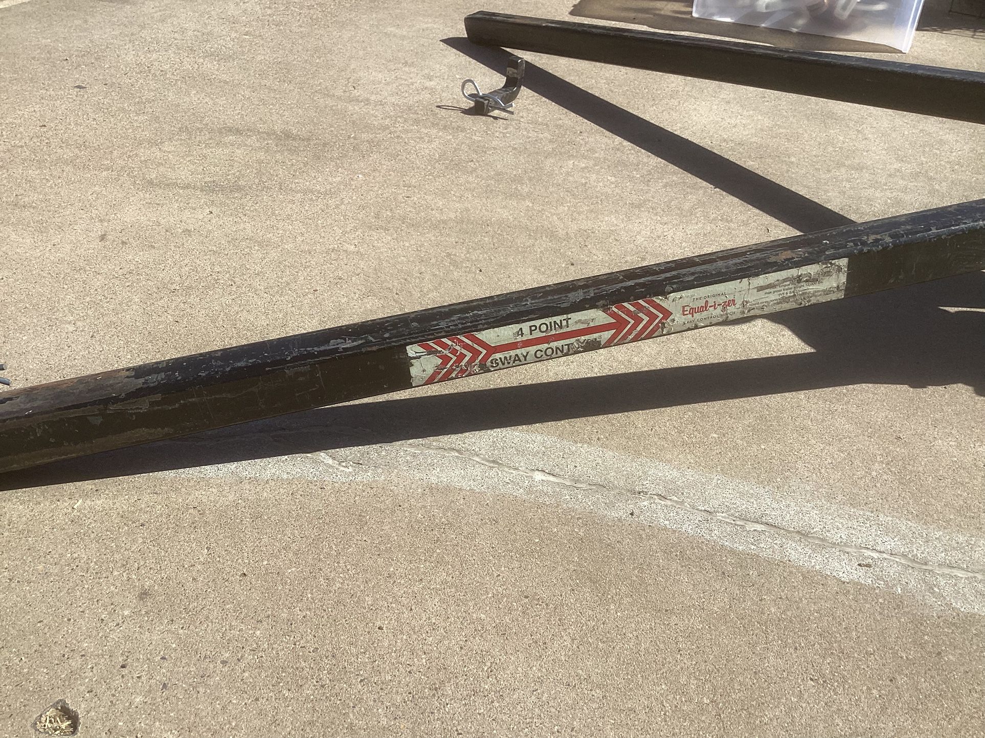 Equal-I-zer 4-point Sway Control Hitch