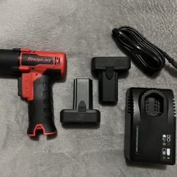 Snap-On 14.4v 1/4 Drive Cordless Impact Wrench Kit (Red)