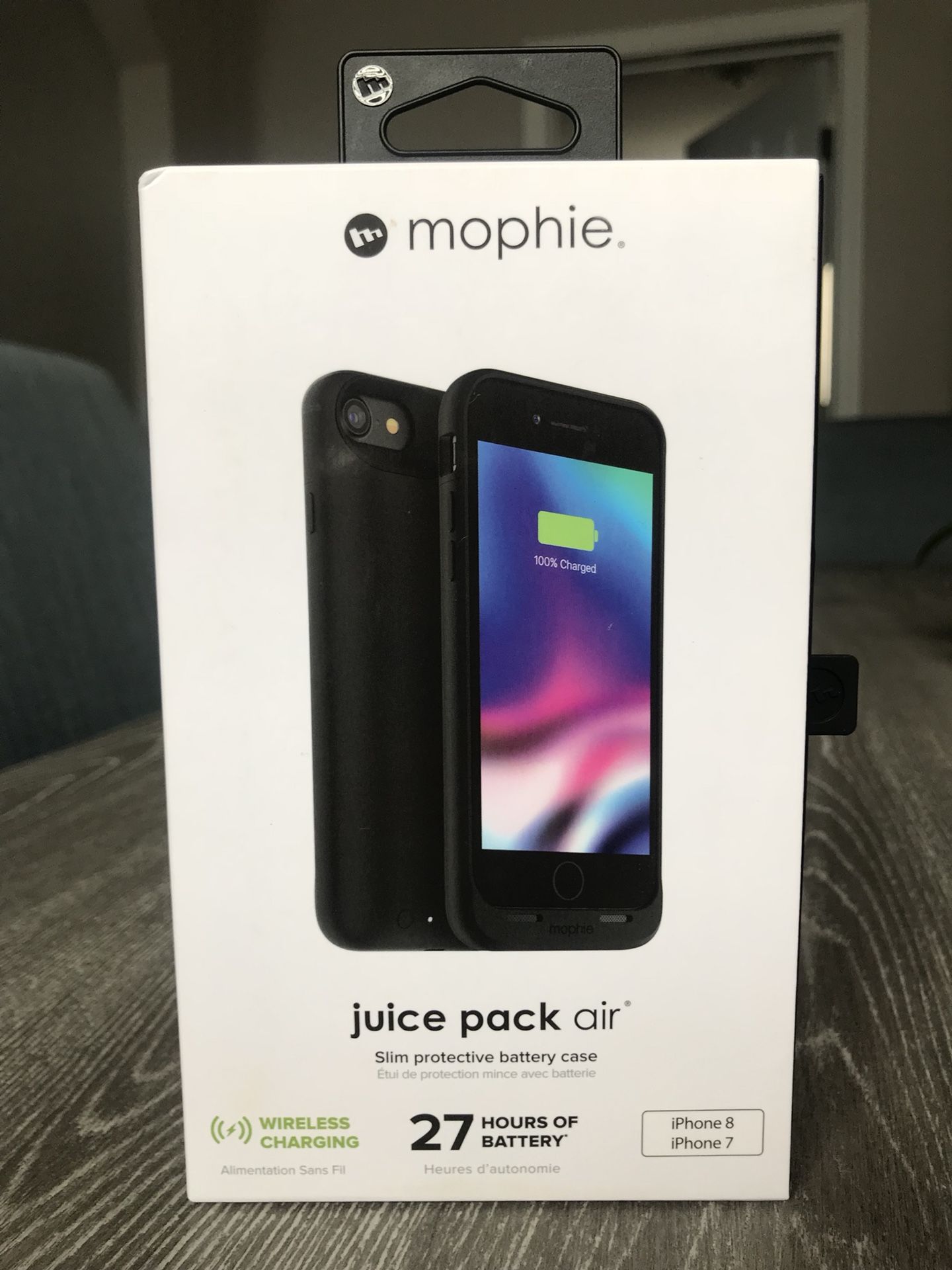 IPhone 7/8 Mophie Juice Pack Air Built in Battery case. Wireless Charge Capable. Retails for $99
