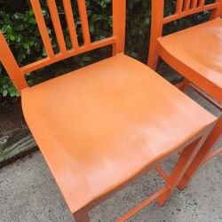   2 Counter Height Metal Bar Stool
24.5-in