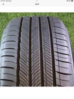 235 55R19 Michelin Primacy Tour A/S with 95% Tread 8/32 105W SKU 27836 Grade A Tires