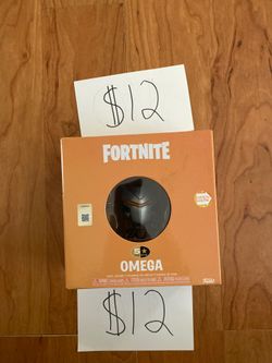 $10 New! Fortnite Omega Five Star Vinyl Figure