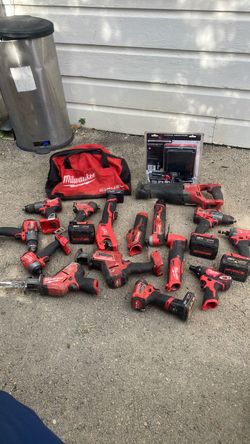 Milwaukee Power Tools