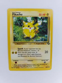 Pikachu 90s pokemon card