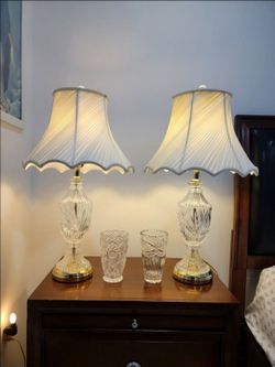 Crystal set of 2 table lamps and 2 solid vases by Regency Hill. Traditional, European & glamorous, brass, gold-plated metal, cream white, glass dome.