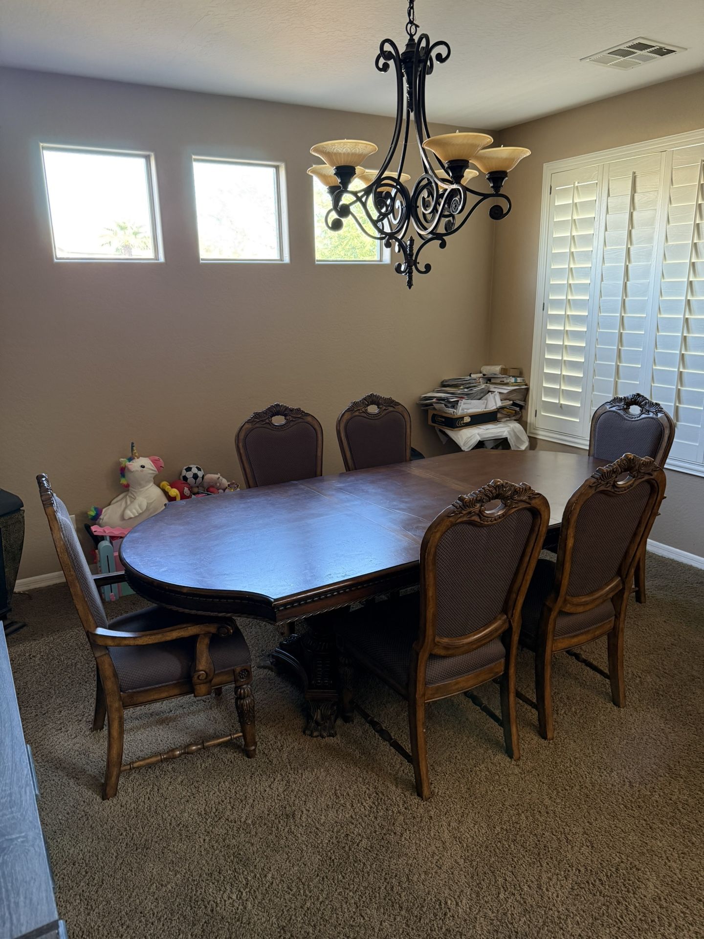 Dining Room Table and Chairs