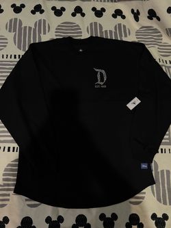 Disneyland rhinestone spirit jersey brand new ! Size Medium!
