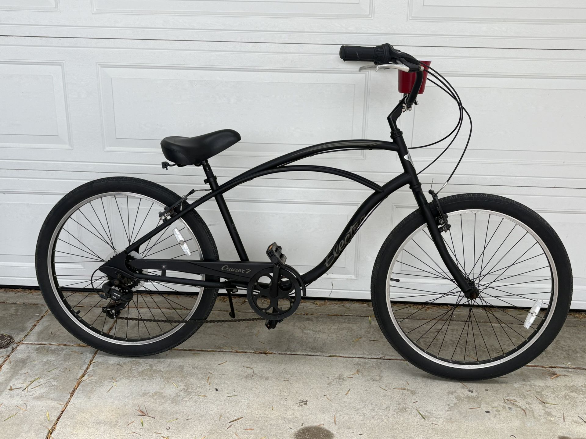 Awesome Matte Black Electra 7 Speed Beach Cruiser Bike