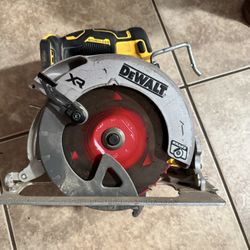 Dewalt XR Circular Saw 