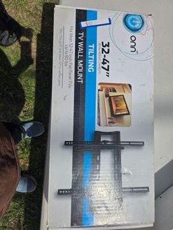 ONN Tilting TV Wall Mount 32-47 Inch