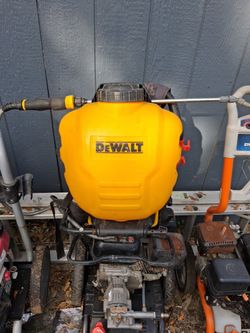 DeWalt Backpack Sprayer with Pump