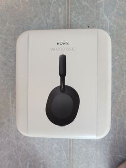 New In Box Sony WH-1000XM5 Headphones