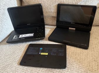 2-Sony DVP-FX980 & FX810 Portable DVD Players + Battery Pack untested