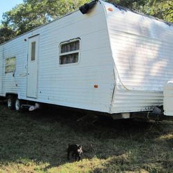  32ft 2006 Forest River Camper Trailer for Handyman!