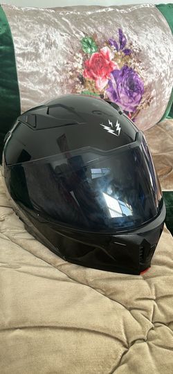 Motorcycle helmet