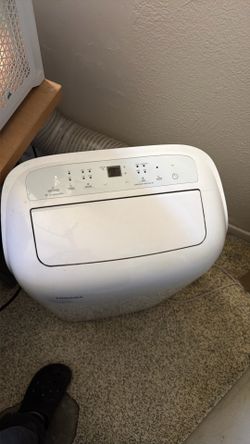 Portable AC unit Toshiba 8000 BTU