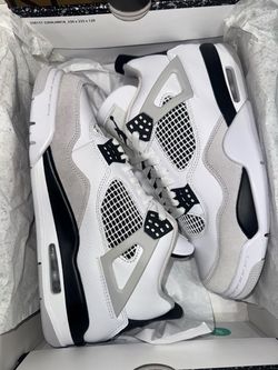 Jordan 4 Military Black Size 8.5