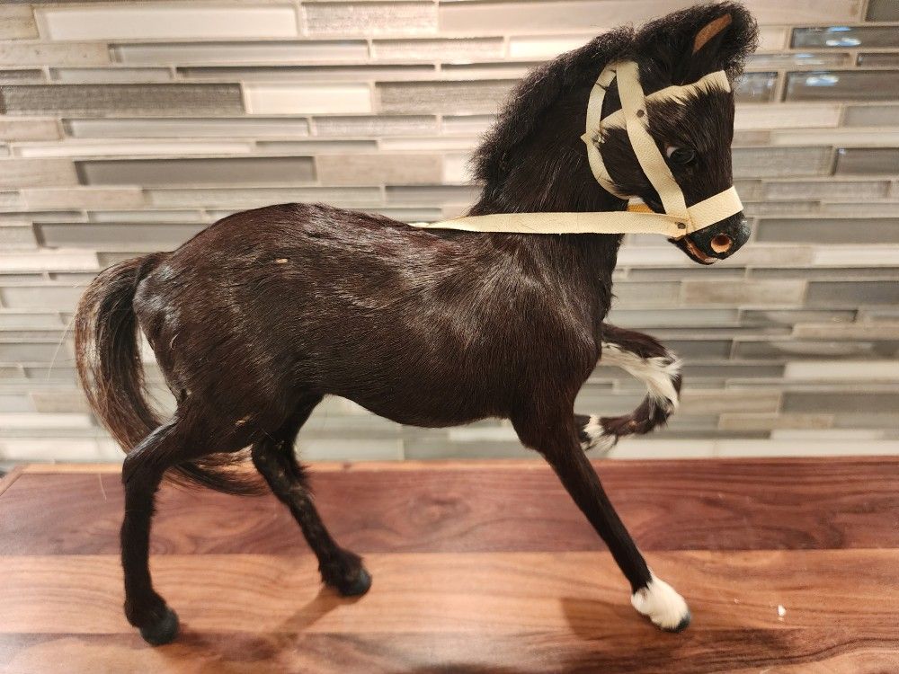 VINTAGE COLLECTIBLE REAL HAIR/FUR REALISTIC BEAUTY HORSE FIGURE