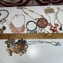 Costume Jewelry Necklaces 