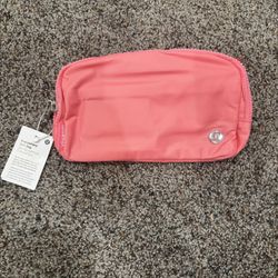 Brand New Lululemon Everywhere Belt Bag Pink Peach
