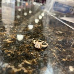 Gold ring Size 7