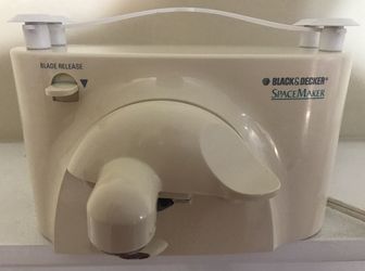 Black & Decker Space Maker Can Opener